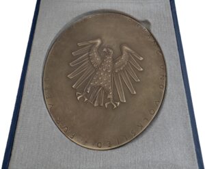 Zelter-Plakette Rückseite